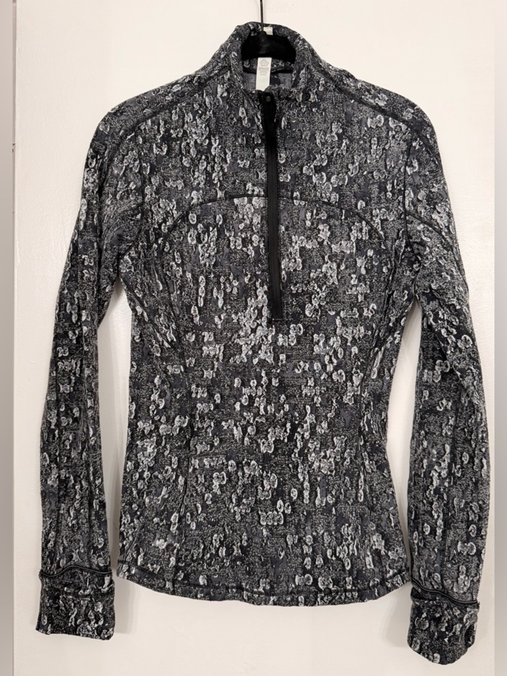 Lululemon Run Briskly 1/2 Zip Jacquard Black Alpine White Size 6